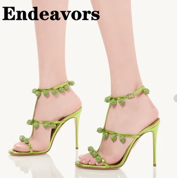 Най-новите летни дамски сандали с кръгла пръсти и зелени диаманти, просто обувки, сандали за модно ревю с кристали, секси сандали, обувки Изображение